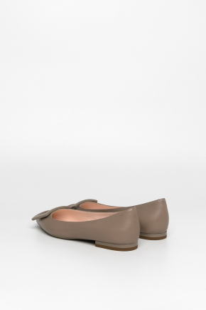 Gommettine Lacquered Buckle Ballerinas In Soft Leather Flats