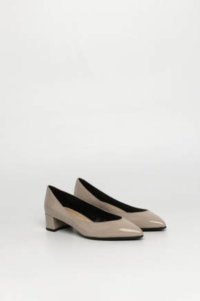 Naplak Leather Pumps