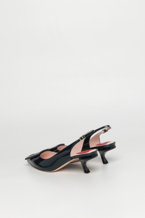 Virgule Lacquered Buckle Slingback In Patent Leather 密頭高跟鞋