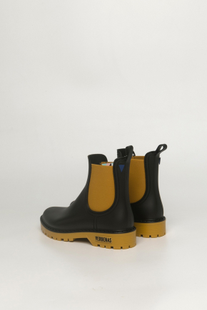 Rain boots